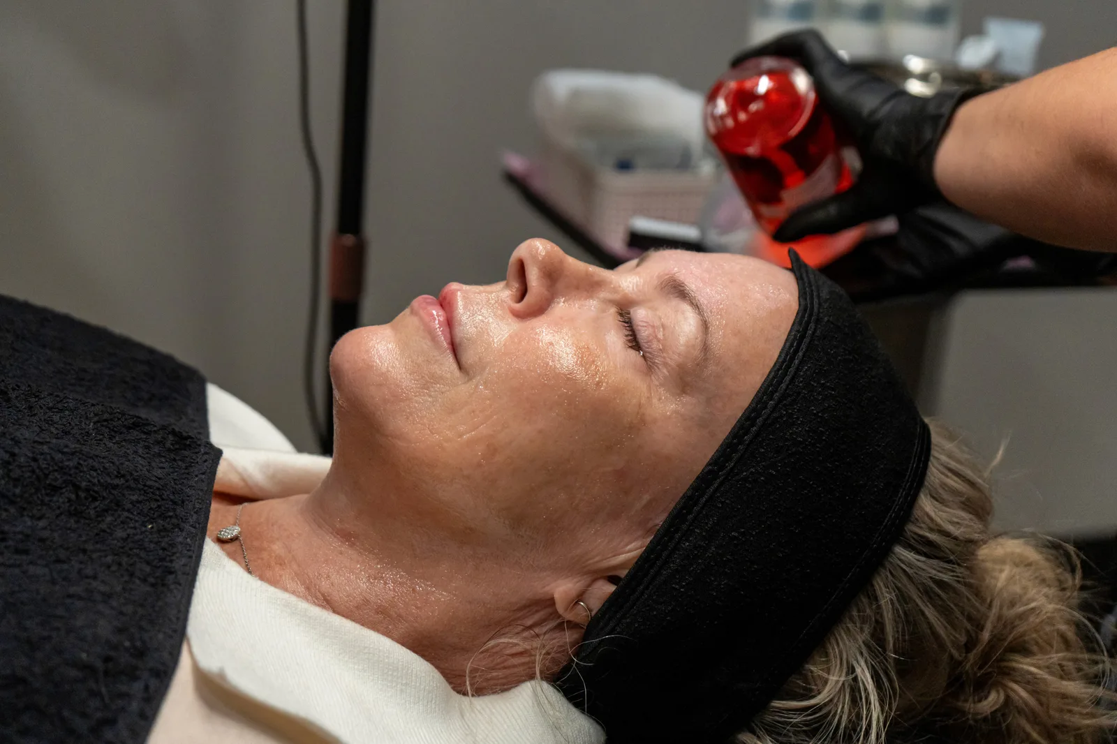 client receiving treatment
